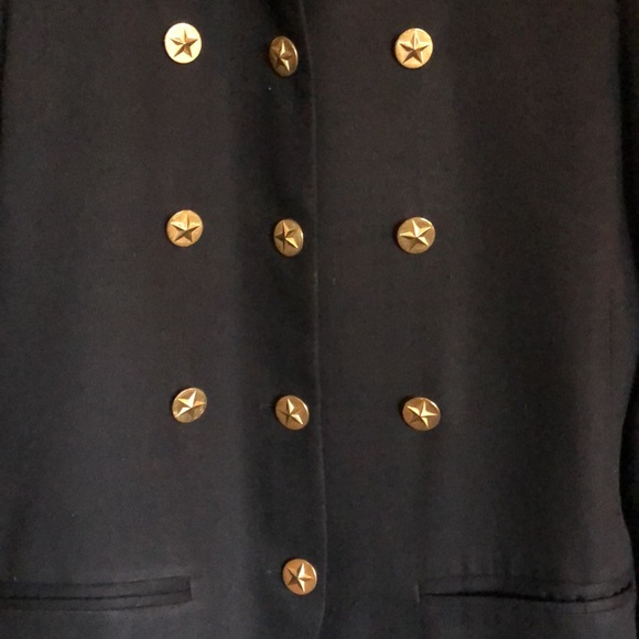 Stylish Military style women’s jacket fully lined, one button missing at neck. - Picture 5 of 7